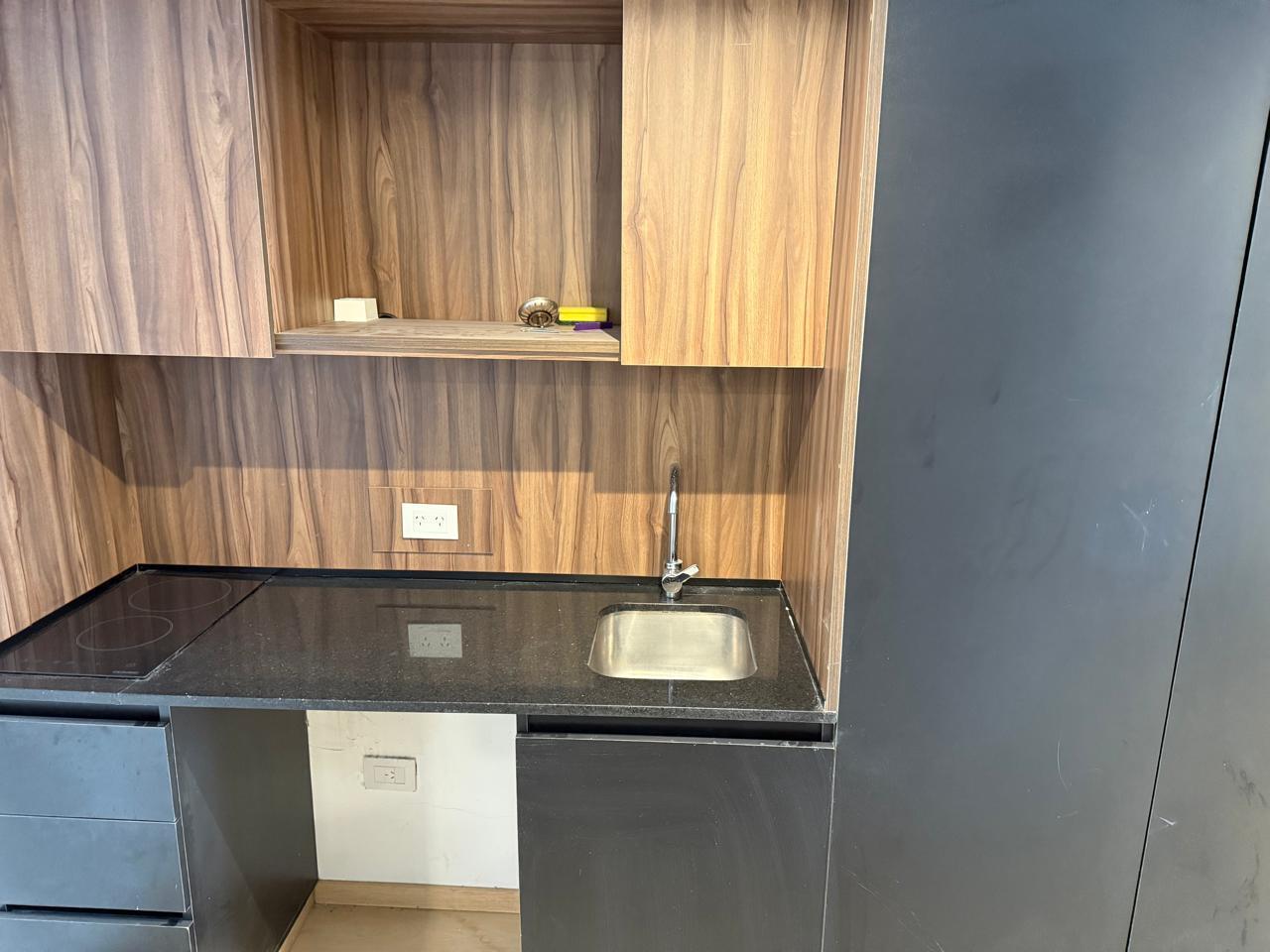 Foto de VENTA OFICINA 116MTS C/ 2 COCHERAS - (SUIPACHA 1000) CENTRAL CANCILLERIA, imagen 4