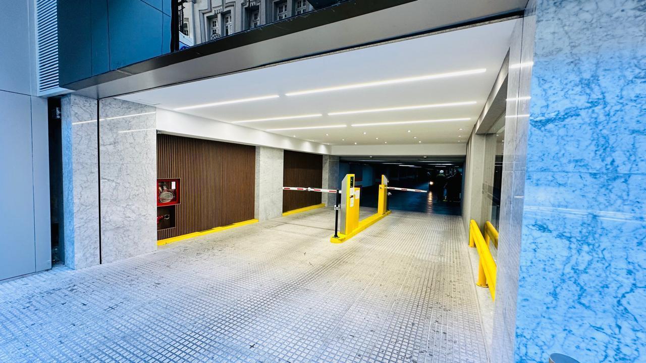 Foto de VENTA OFICINA 116MTS C/ 2 COCHERAS - (SUIPACHA 1000) CENTRAL CANCILLERIA, imagen 3