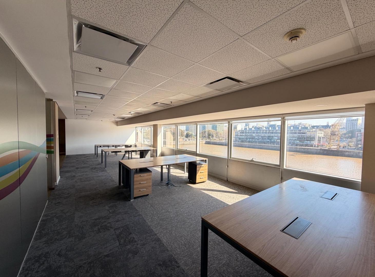 Foto de Oficina en Puerto Madero - 380m2 Amoblada -, imagen 1