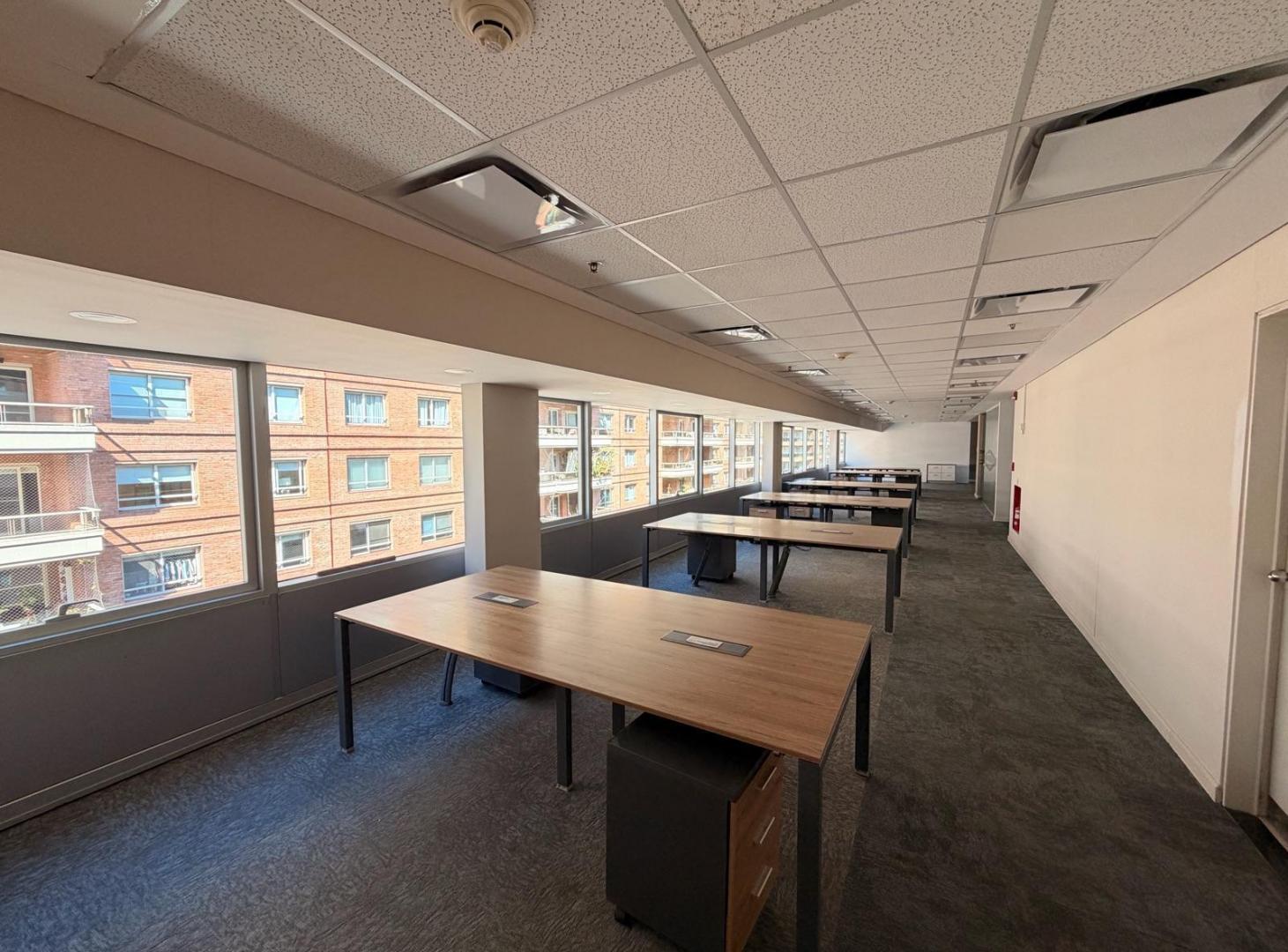 Foto de Oficina en Puerto Madero - 380m2 Amoblada -, imagen 1