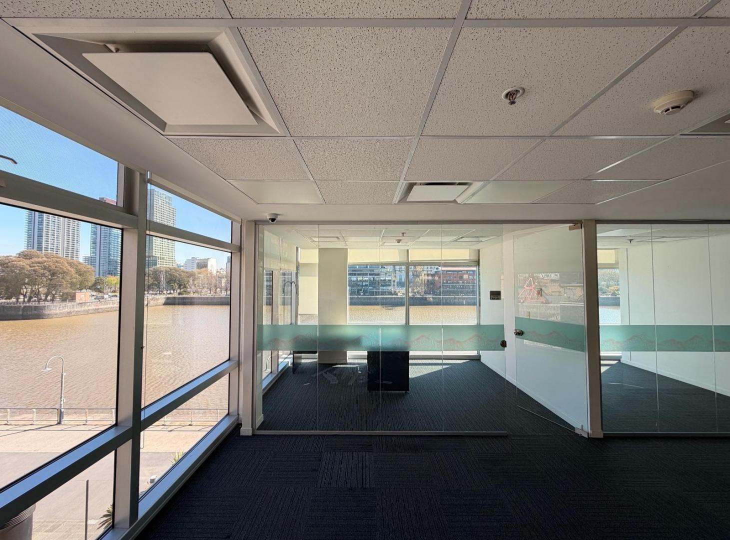Foto de Oficina en Puerto Madero - 380m2 Amoblada -, imagen 3