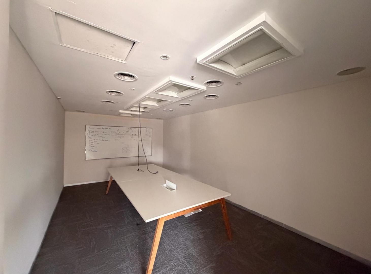Foto de Oficina en Puerto Madero - 380m2 Amoblada -, imagen 2