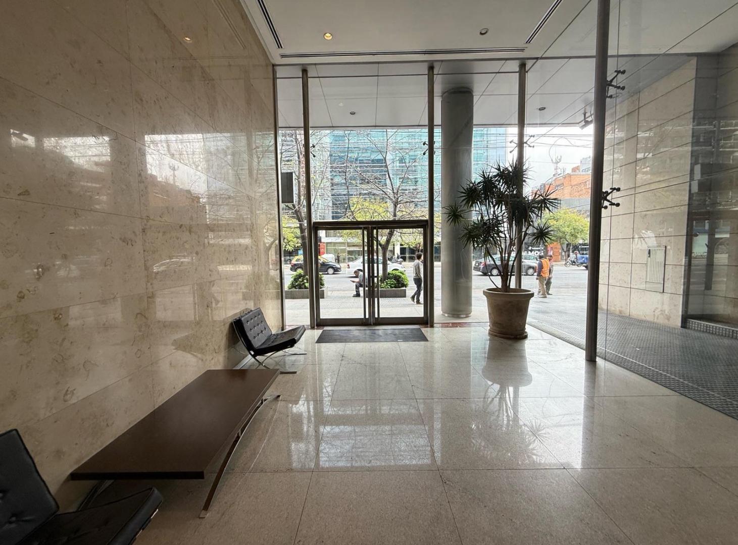 Foto de VENTA Oficina en Belgrano de 221Mts CON 5 COCHERAS INCLUIDAS, imagen 4