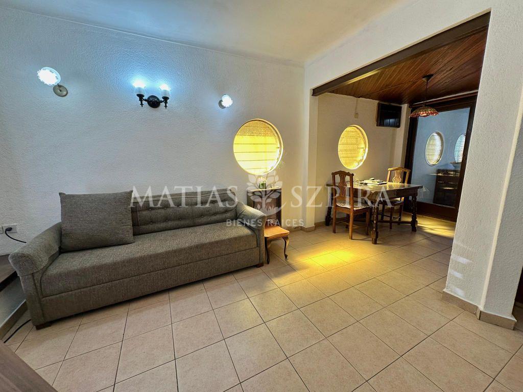 Venta de Casa 4 AMBIENTES en Castelar Sur