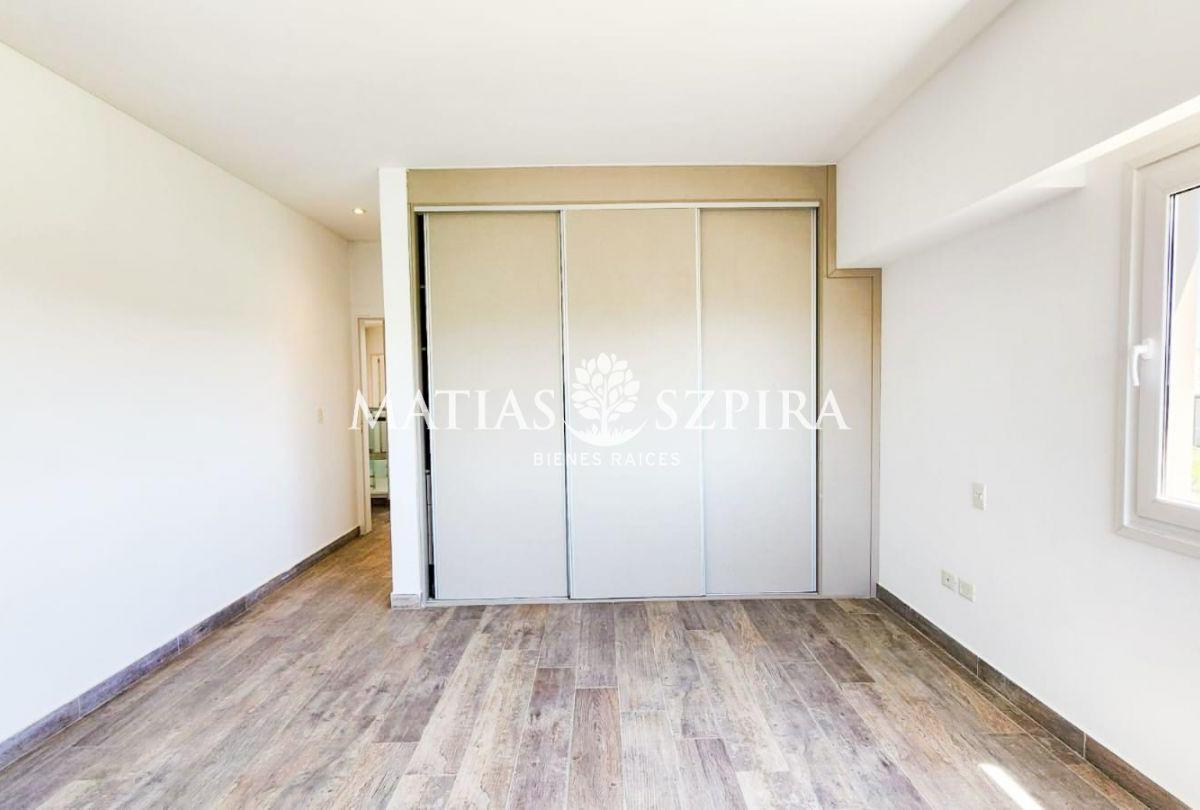 7 AMBIENTES O MAS | Colectora Norte Acceso Oeste Km 47