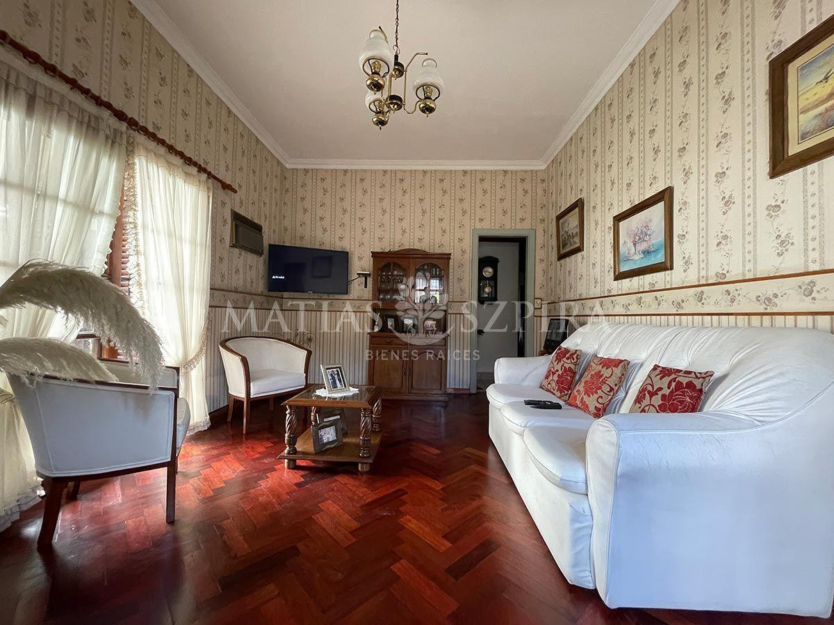 Casa 4 ambientes. | Loreto 2200