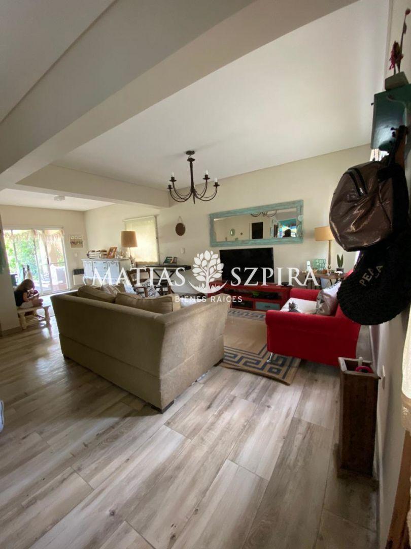 Foto de Casa 5 ambientes. | Athualpa 01, imagen 3