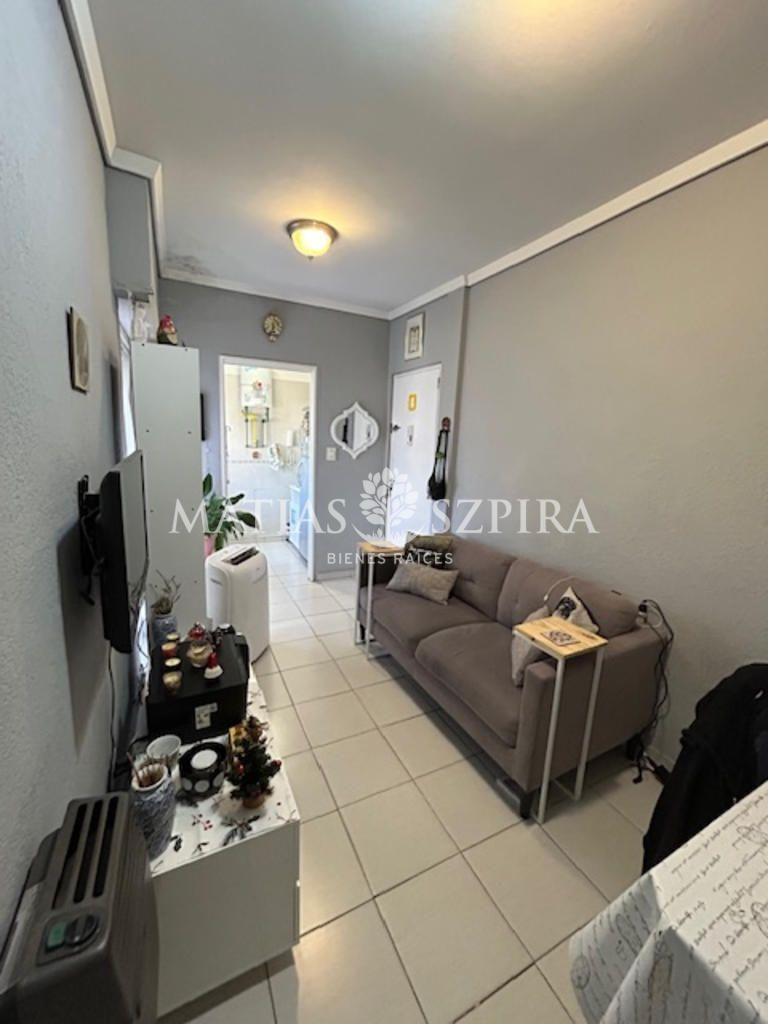 Foto de Departamento 2 ambientes en CASTELAR, imagen 4