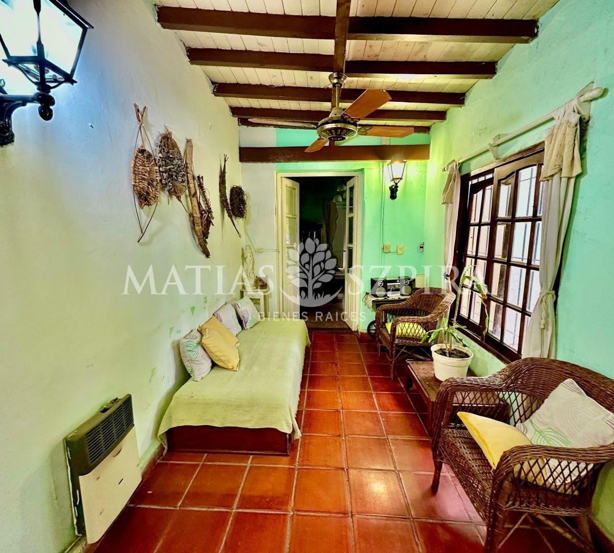 Casa 4 Ambientes. | Esmeralda 1984 1