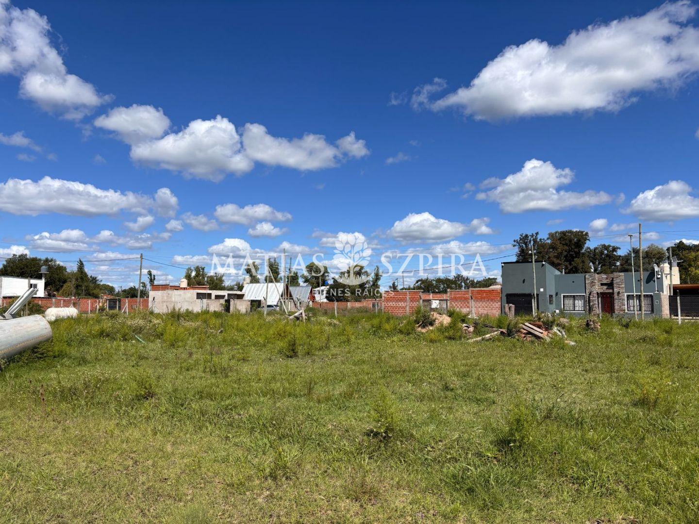 Lote . | Av. Ricardo Balbin