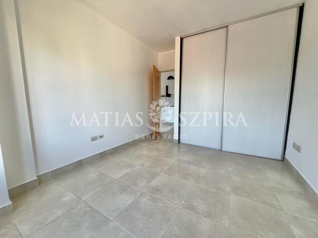 Departamento 2 Ambientes. | Aristobulo del Valle 355 3