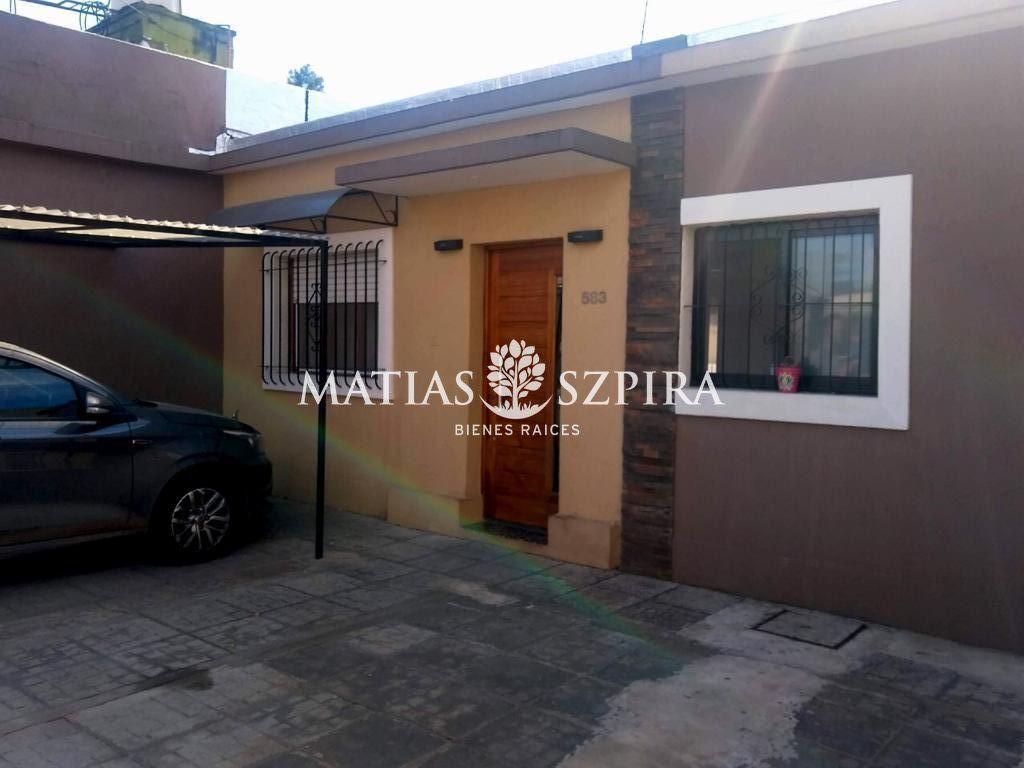 CASA CON EXCELENTE UBICACION