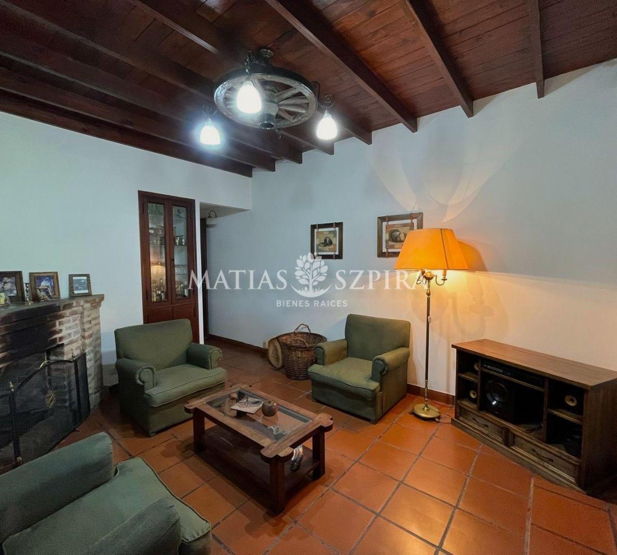 Chalet 5 Ambientes Ituzaigo Norte.1200 Lote 5