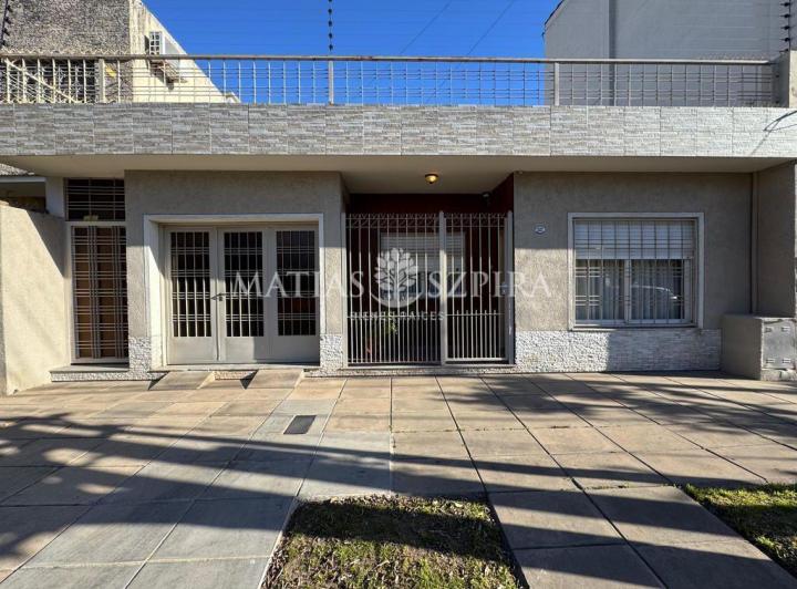 Casa en Venta, 3 ambientes Ramos Mejía