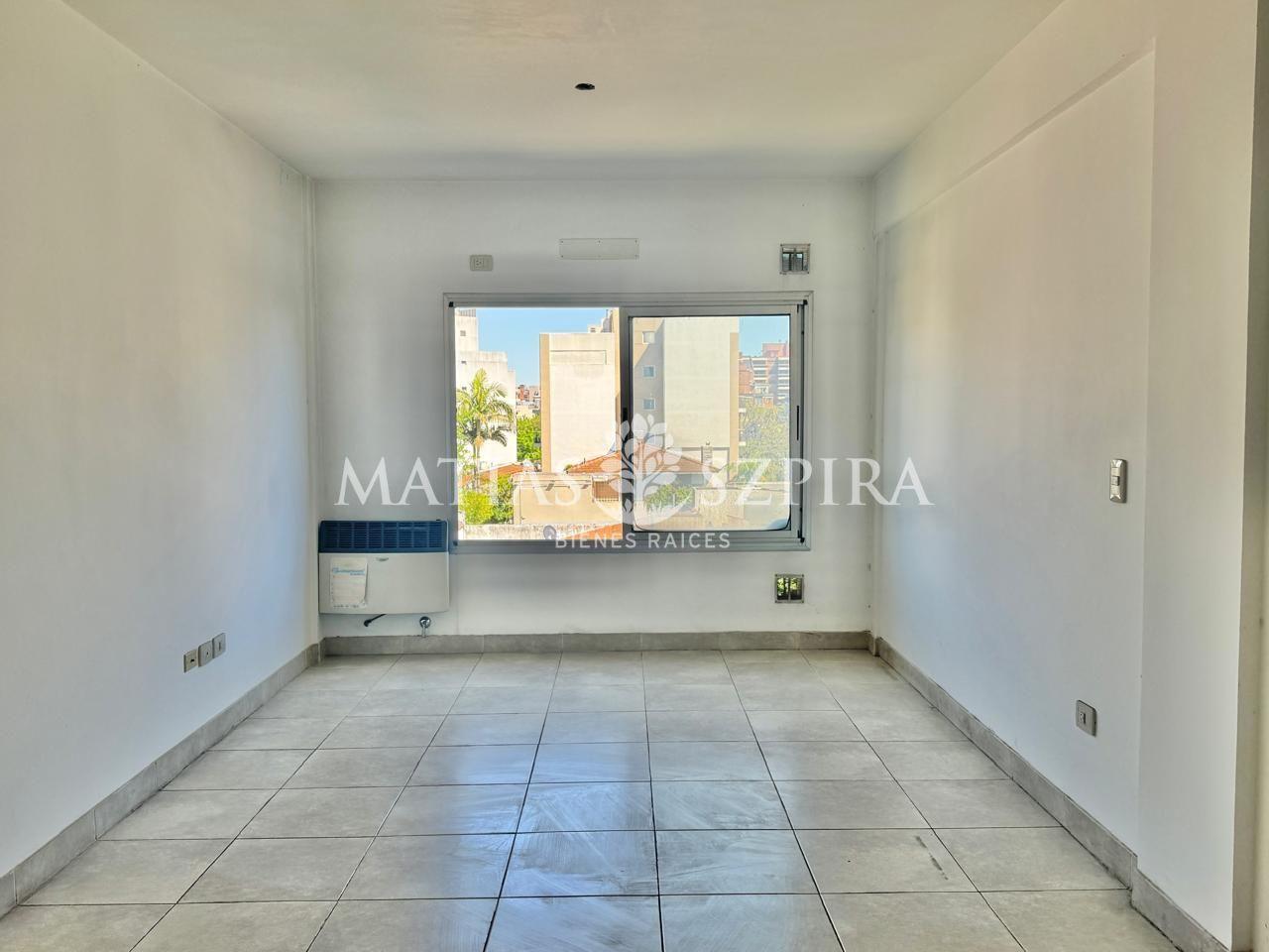 Departamento monoambiente. | Aristobulo del Valle 355