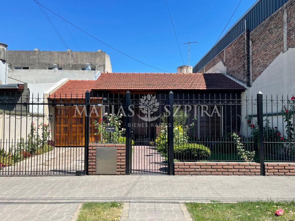 Venta de Casa 4 Ambientes en San Justo, La Matanza.