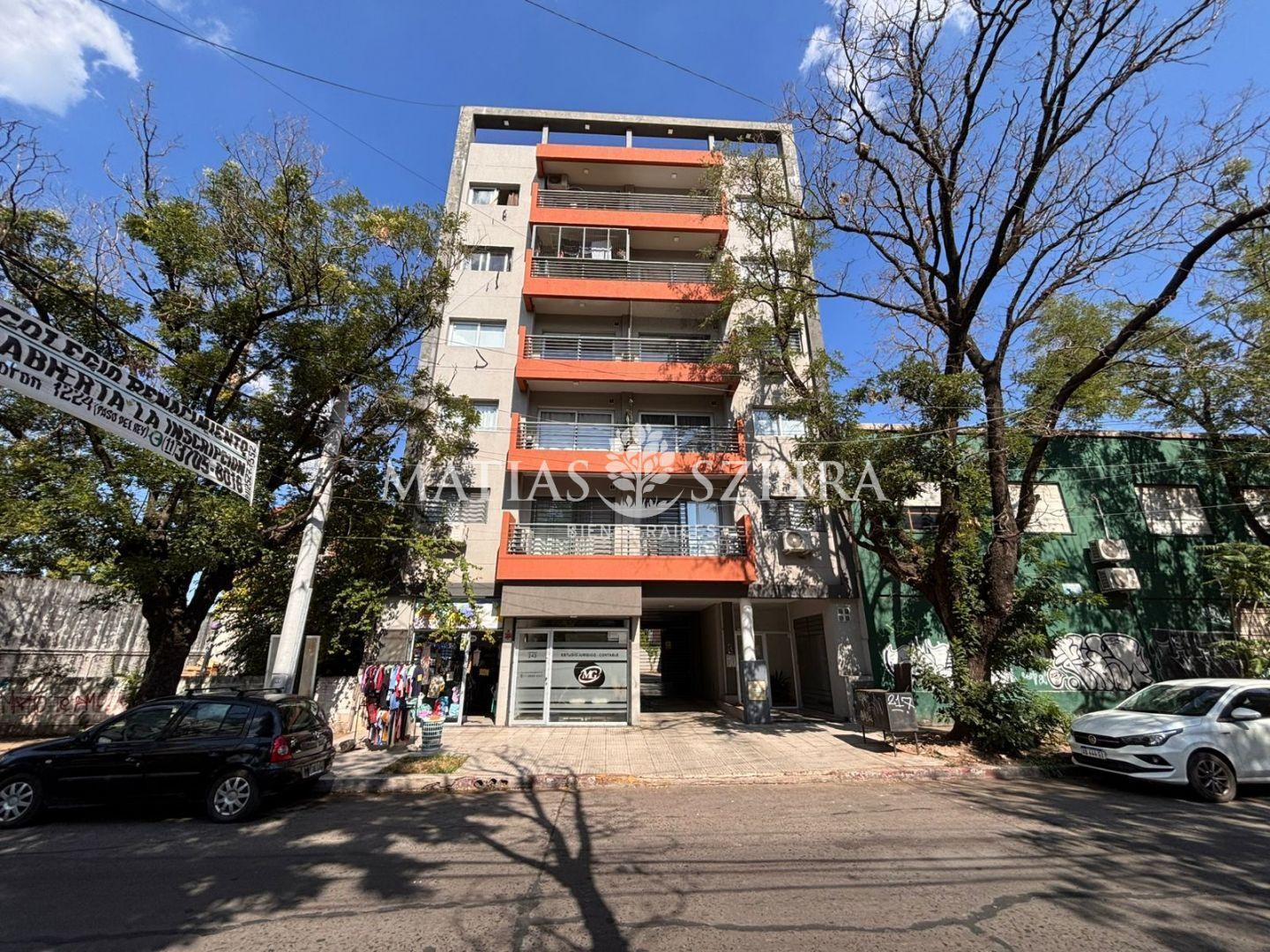 Departamento 2 ambientes. | Uruguay 200