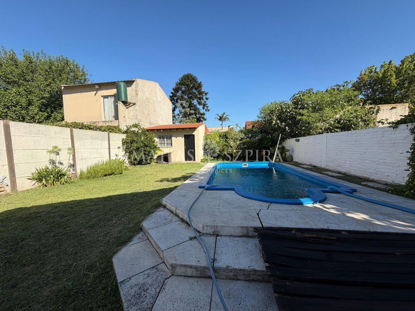 Foto de HERMOSO CHALET CON PARQUE Y PILETA, imagen 2