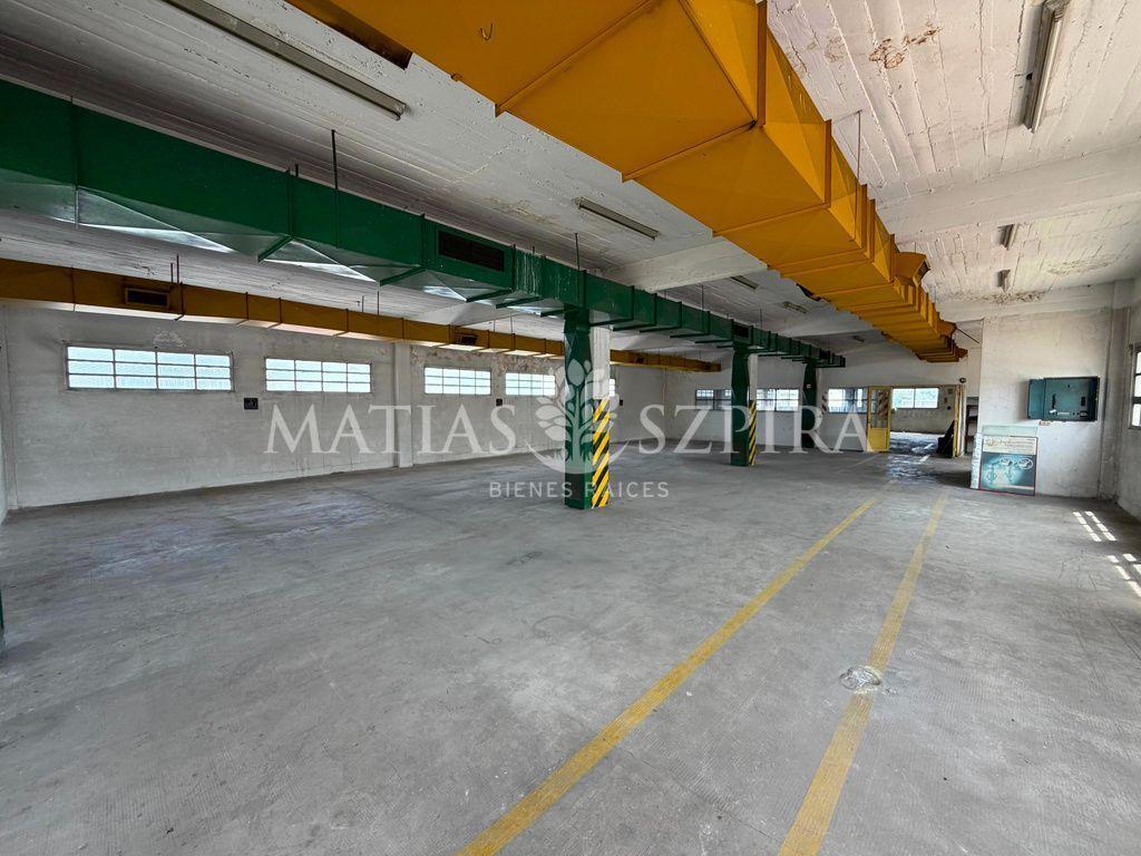 Foto de Depósito a la Venta en Castelar Sur, imagen 4