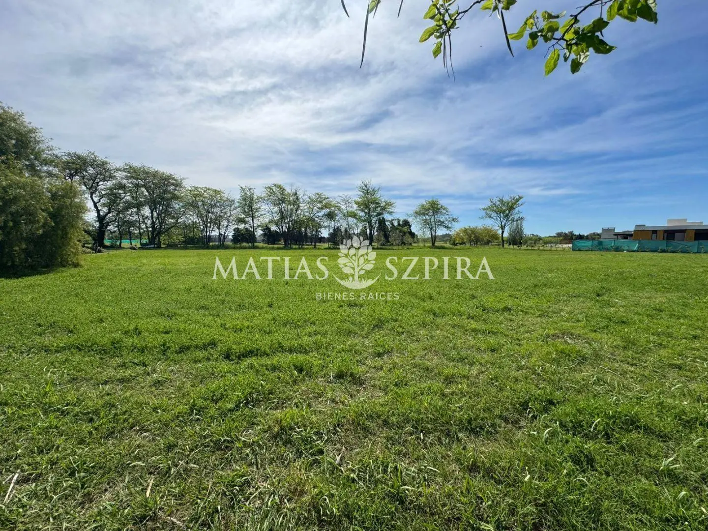 Lote al Golf en Venta en Everlinks 1