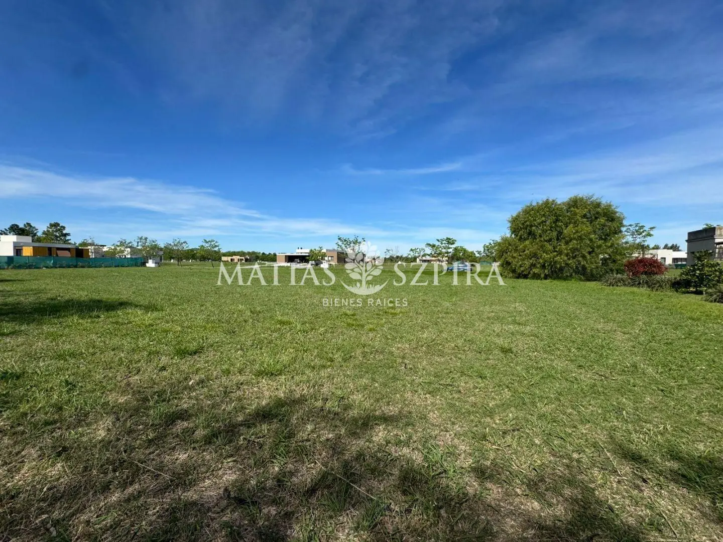 Lote al Golf en Venta en Everlinks 2