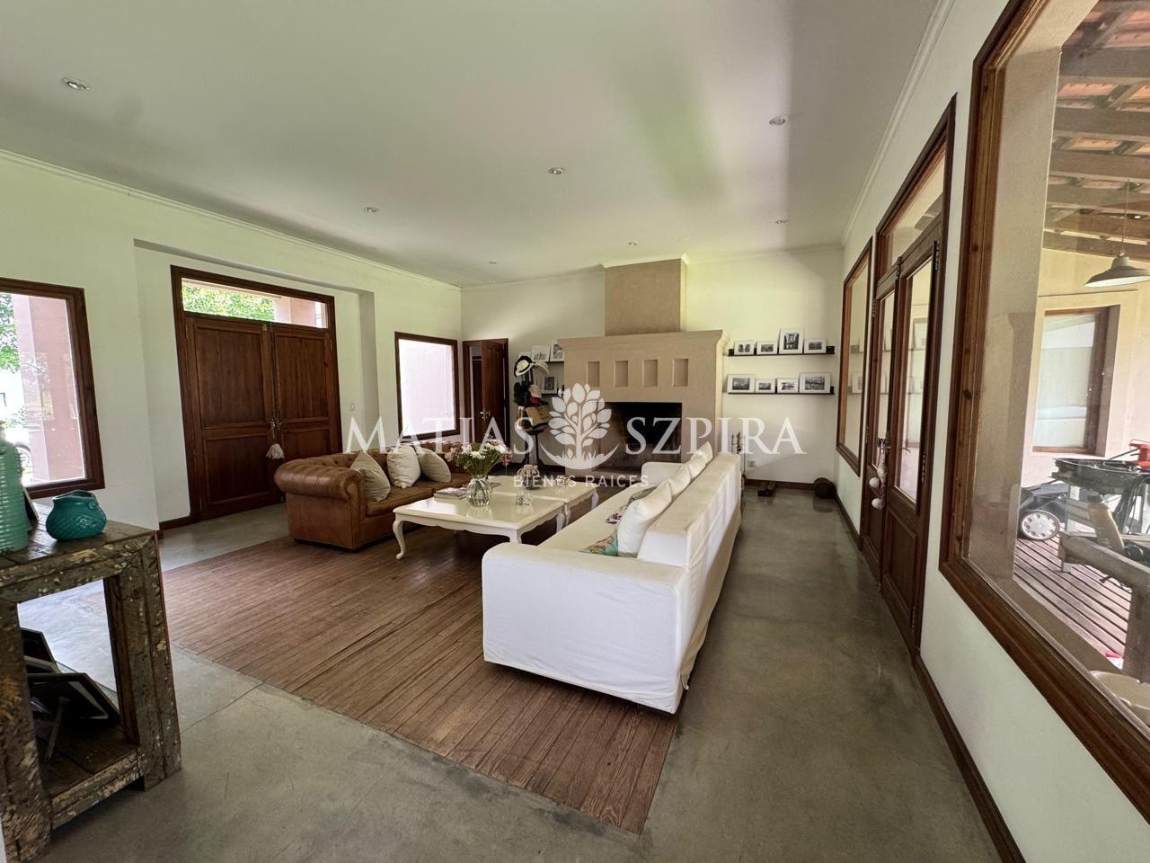 Casa en Venta en Los Puentes