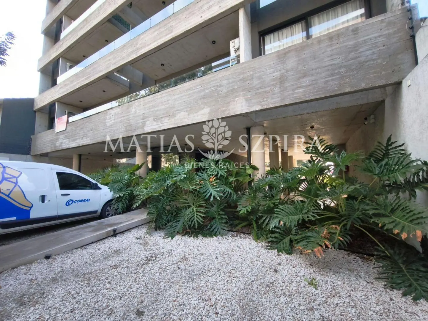 Alquiler Monoambiente en Moron 4