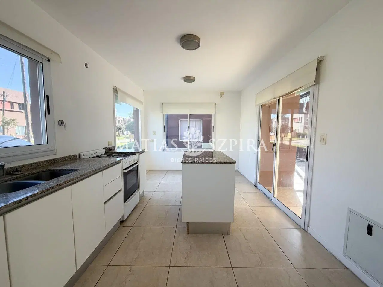 Casa en venta en Alvarez del Bosque 4