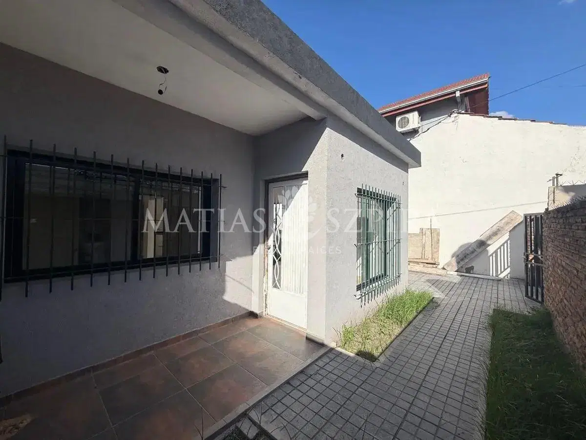 PH en Venta 3 Ambientes en Castelar Norte 2