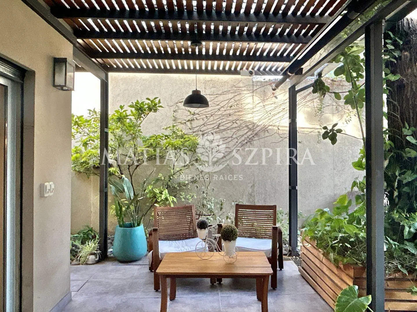 Casa 5 ambientes. | Crisólogo Larralde 1956 2