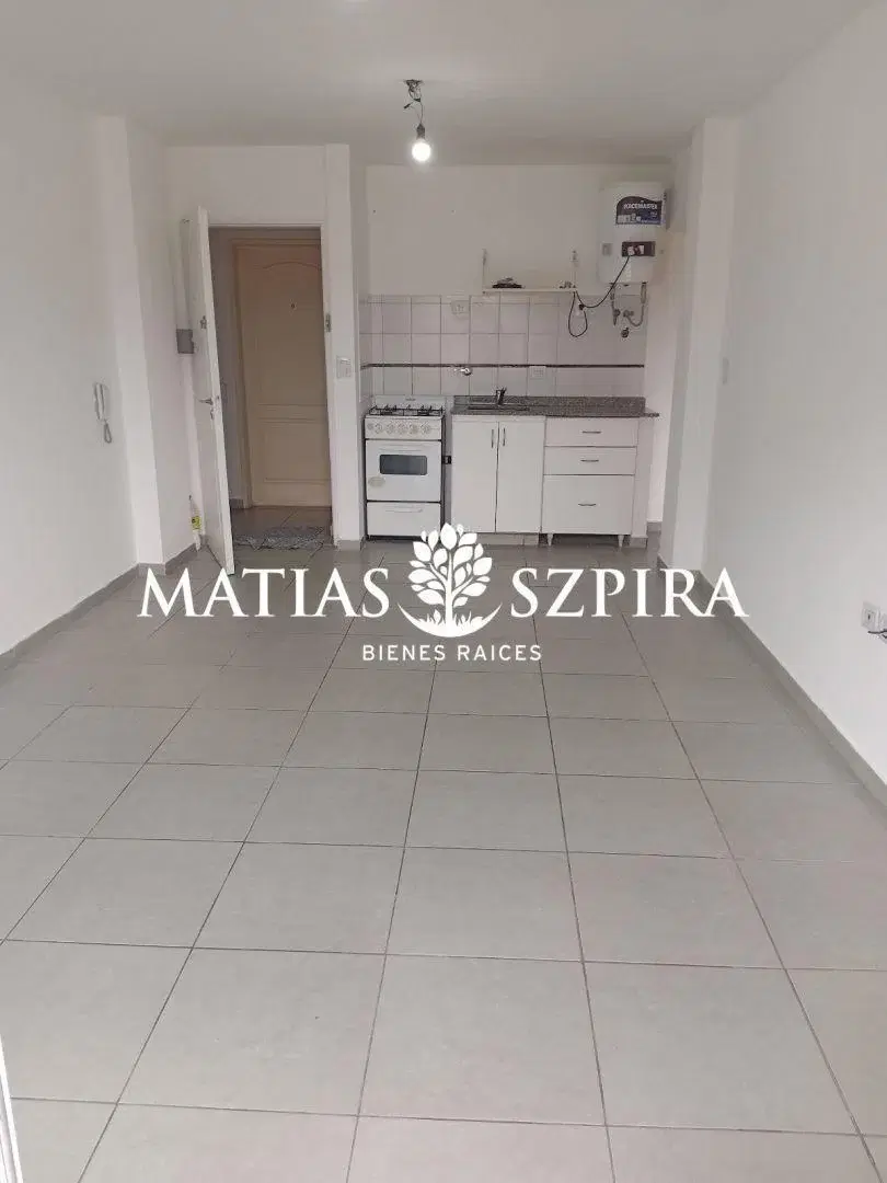 Departamento 2 ambientes. | PRESIDENTE PERON 1400 2