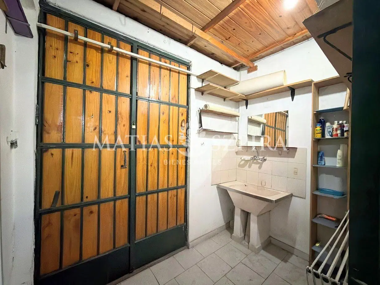 Casa en venta 3 amplios ambientes mas altillo en Ituzaingó Sur 2