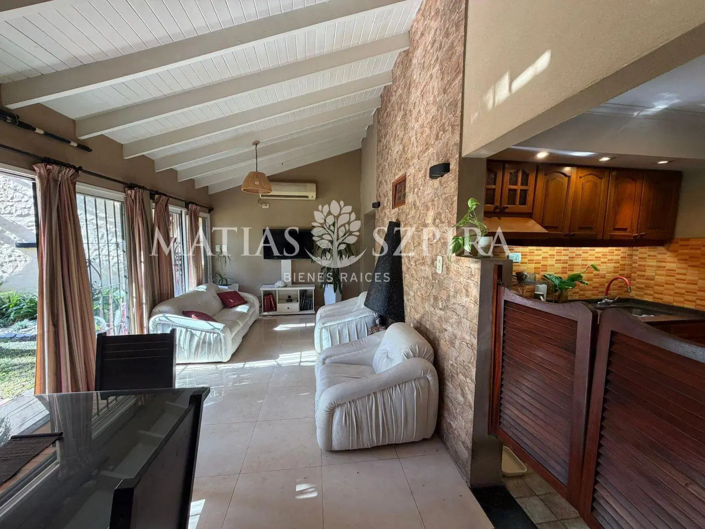 Venta Casa 4 ambientes Lote 350 metros 1