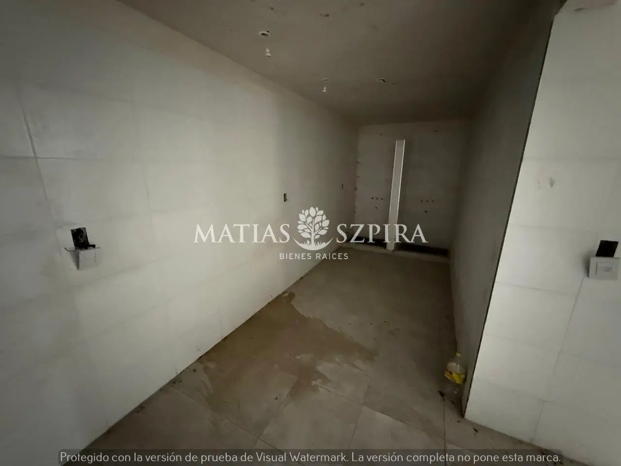 Venta o Alquiler Depósito en Virrey del Pino RN°3 3