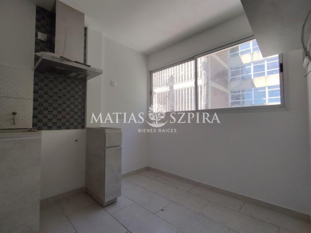 Foto de DEPARTAMENTO EN ALQUILER 2 AMBIENTES SIN EXPENSAS EN RAMOS MEJIA, imagen 2