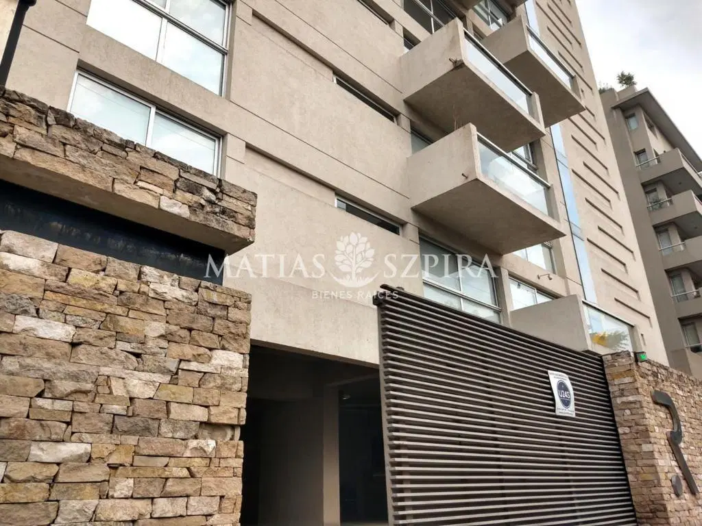 Venta cochera cubierta Durban Mansilla Ituzaingó Norte 2