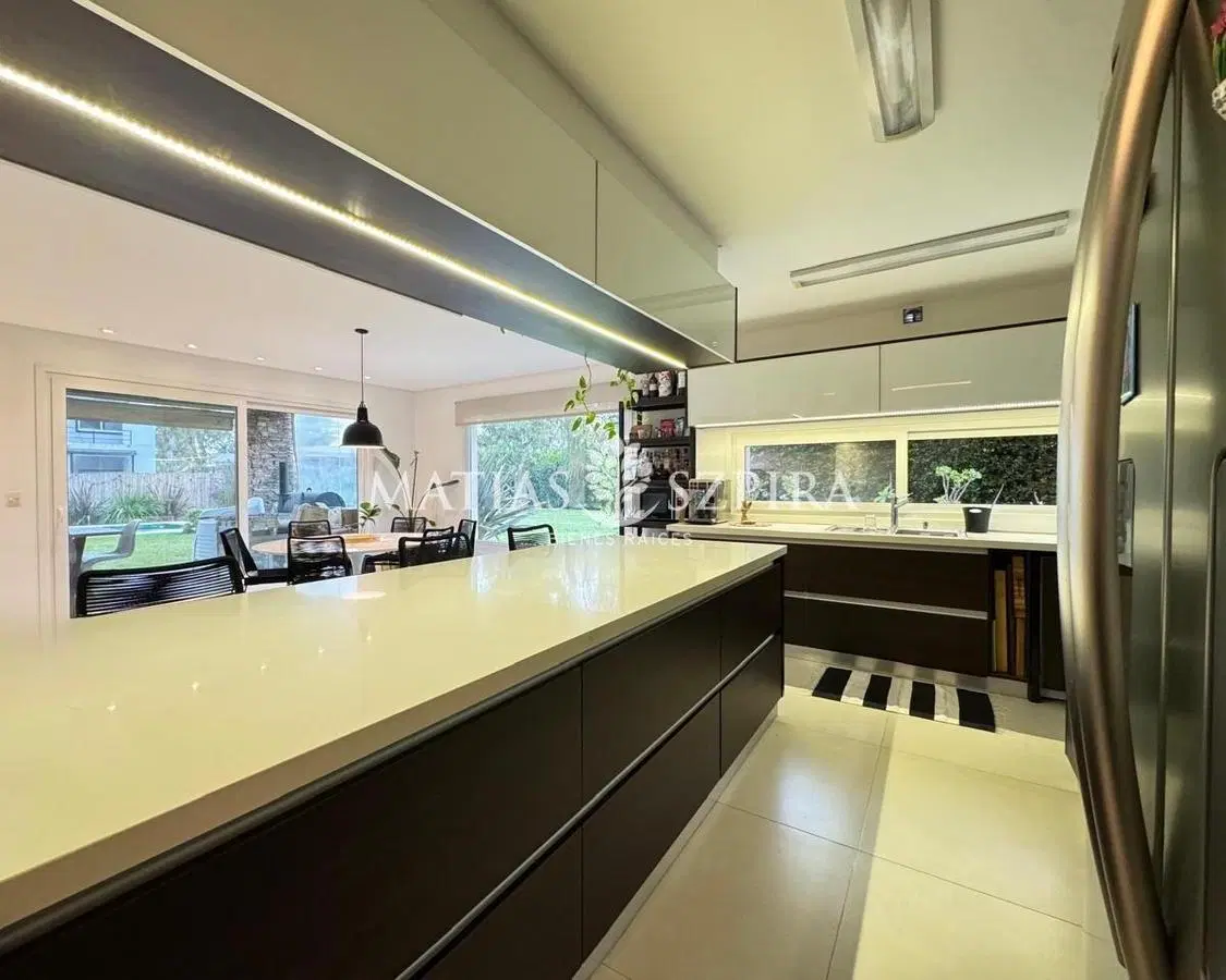 Casa en Venta en Alvarez del Bosque 4