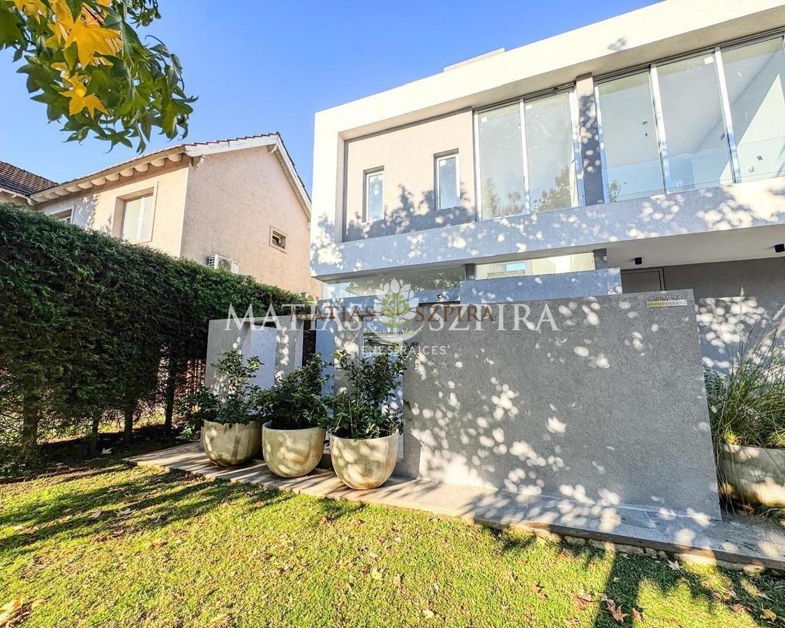 Casa 4 ambientes en venta Haras Maria Elena