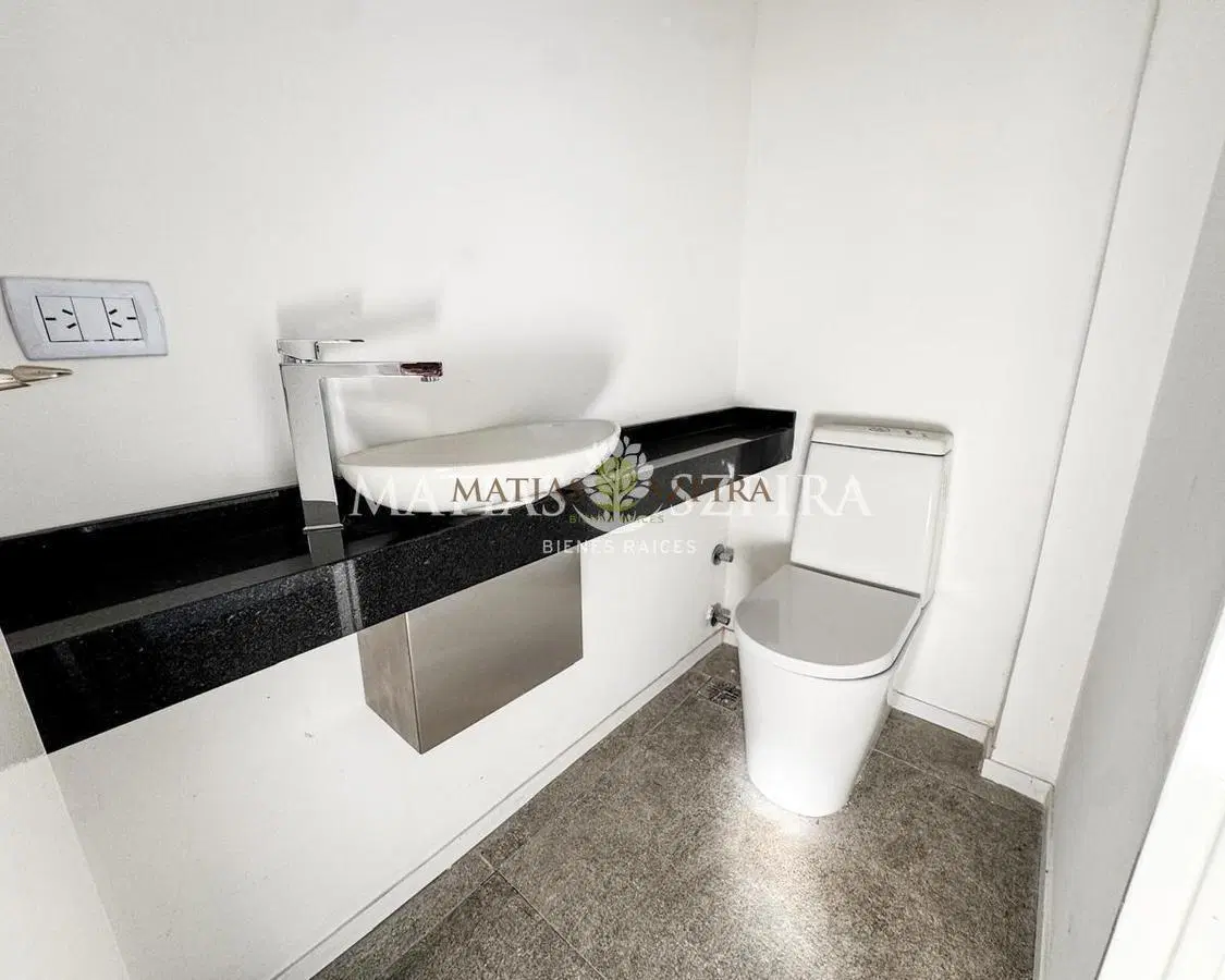 Casa 4 ambientes en venta Haras Maria Elena 3