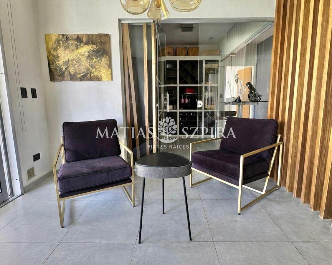 Foto de Casa 7 ambientes 5 dormitorios. | Av Gaona, Colectora Sur Acceso Oeste, imagen 4