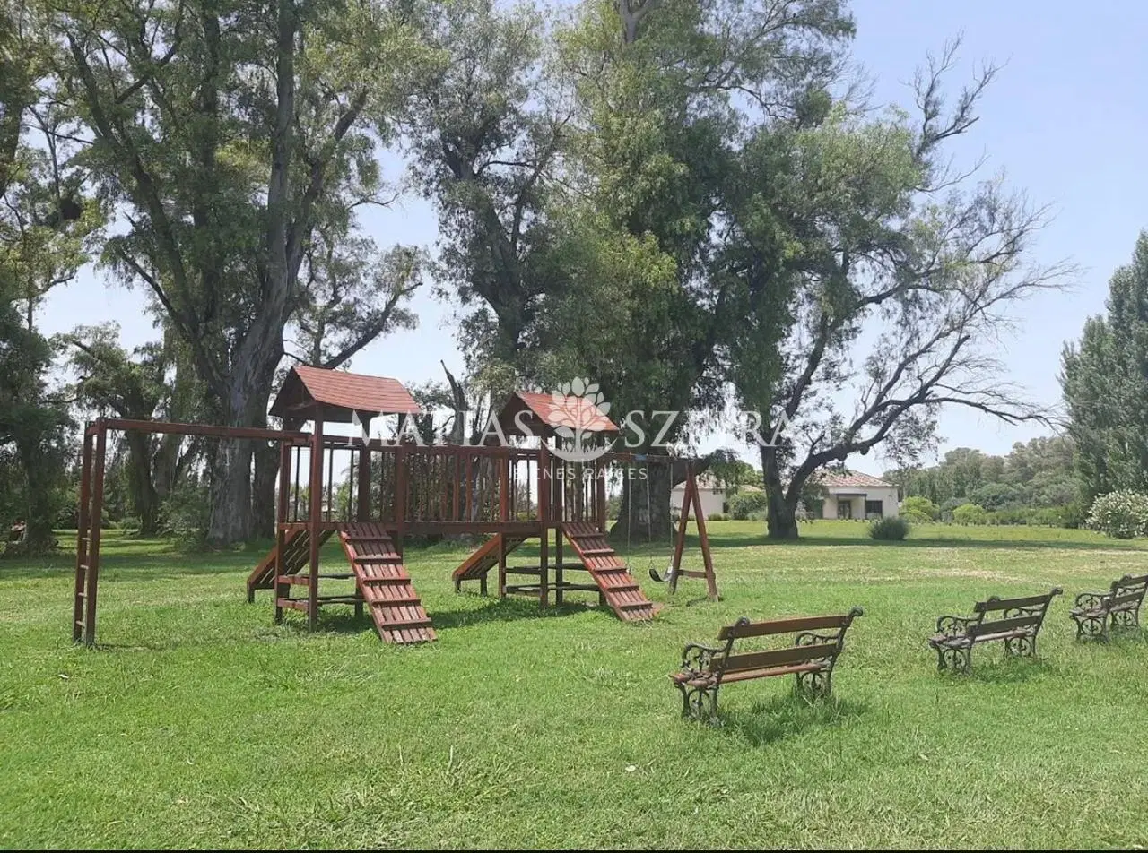 Lote en venta en Comarcas de Lujan Santa Irene 5