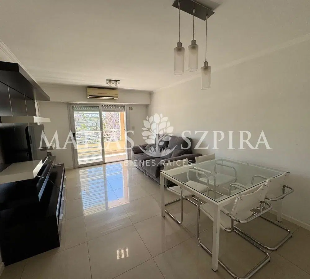 Venta de Departamento 3 AMBIENTES en Morón 2