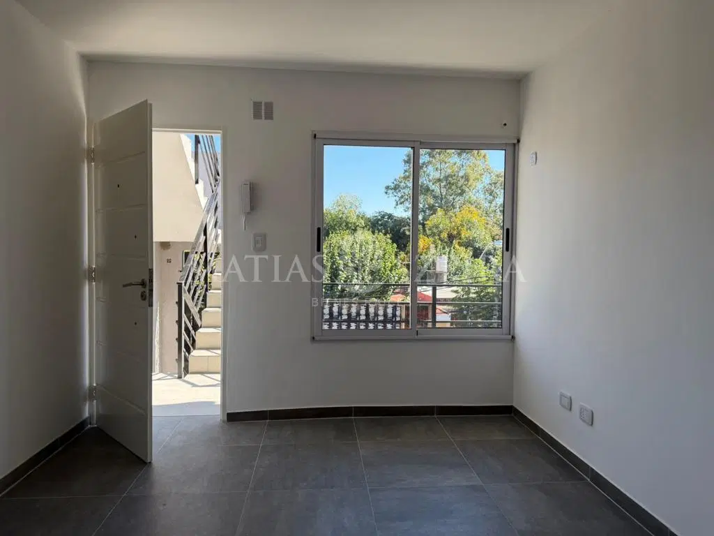 VENTA DEPARTAMENTO A ESTRENAR 2 AMBIENTES CASTELAR NORTE 3