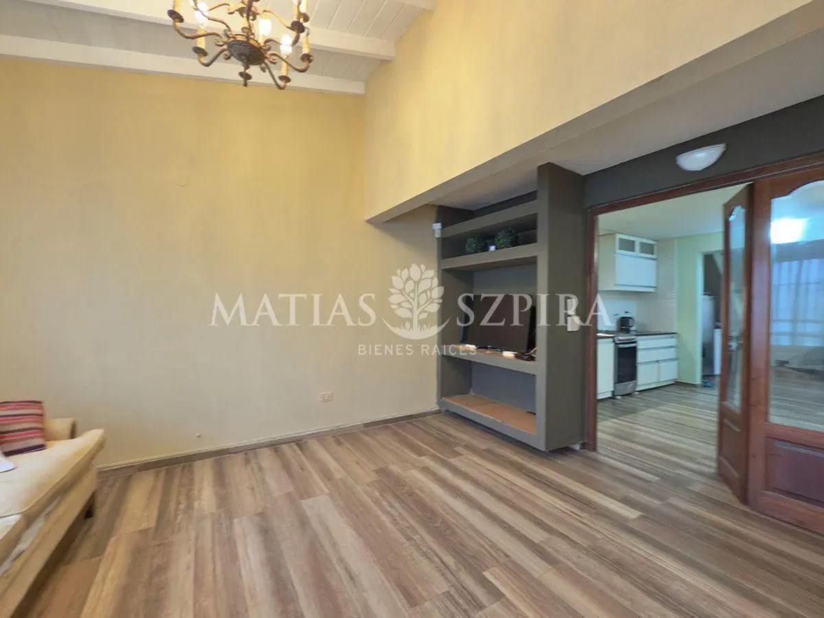 Casa 4 ambientes. | Alvear 199 2