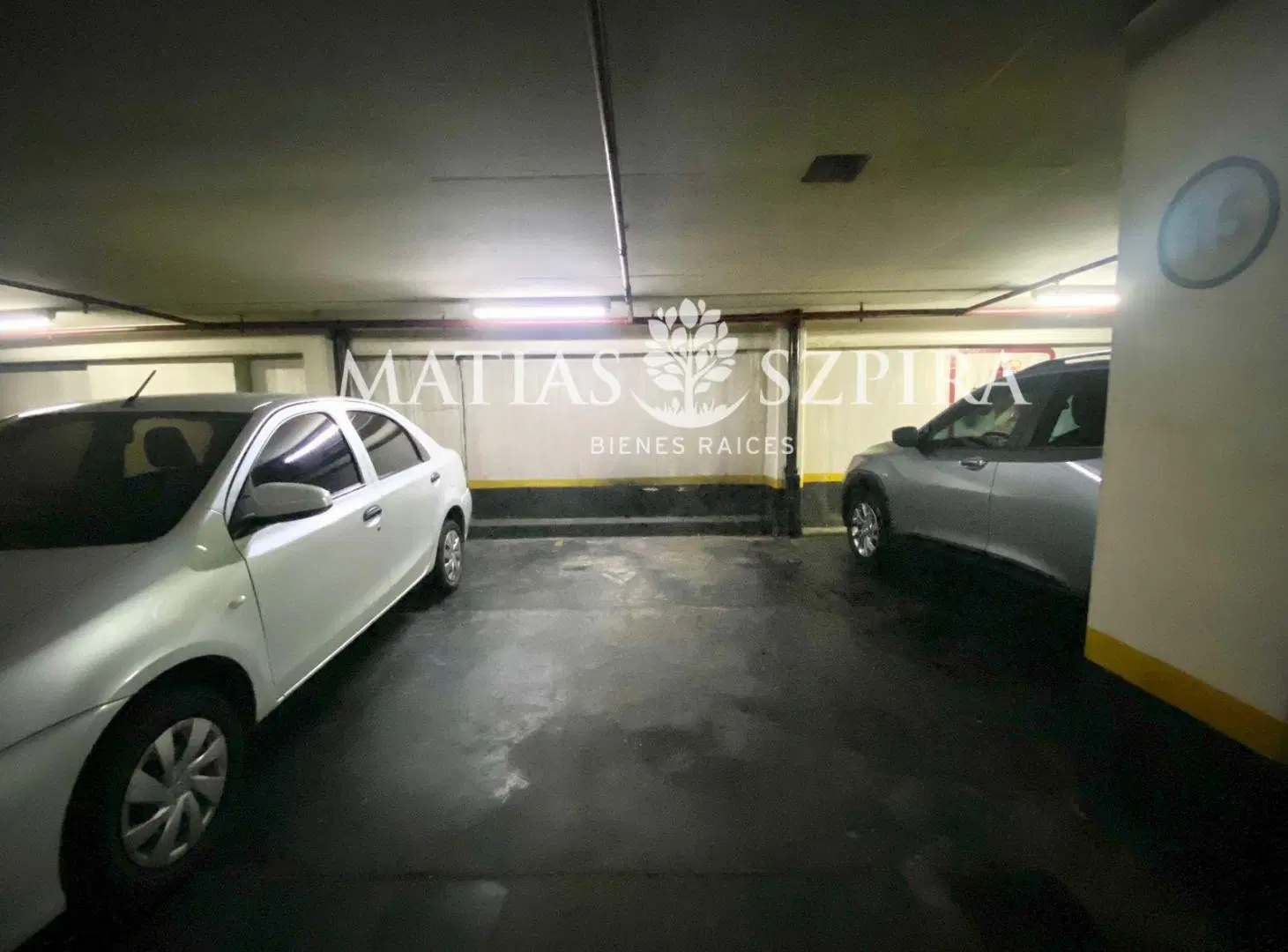 Cochera fija PREMIUM! Con acceso a shopping Alto Palermo 1