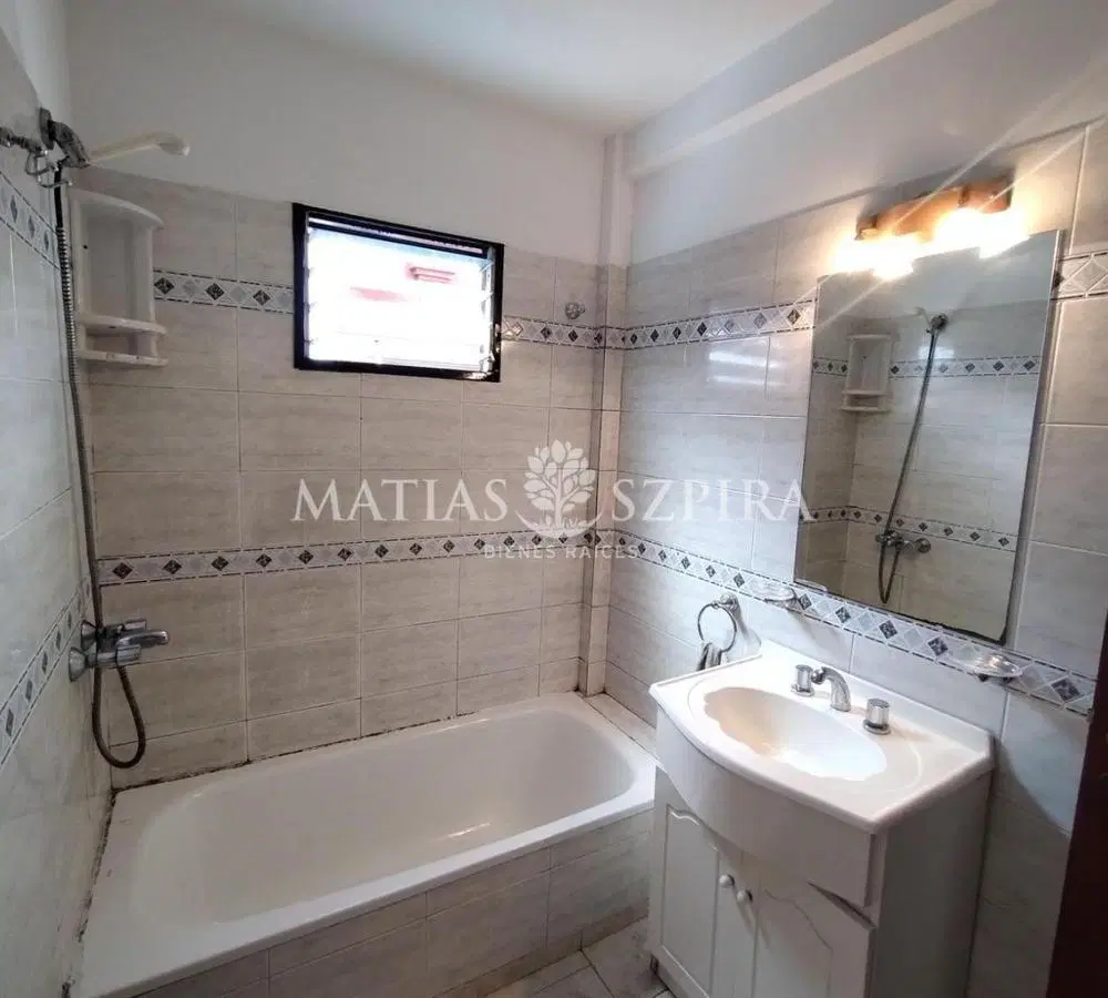 Venta de Departamento 2 ambientes en Ramos Mejía 3