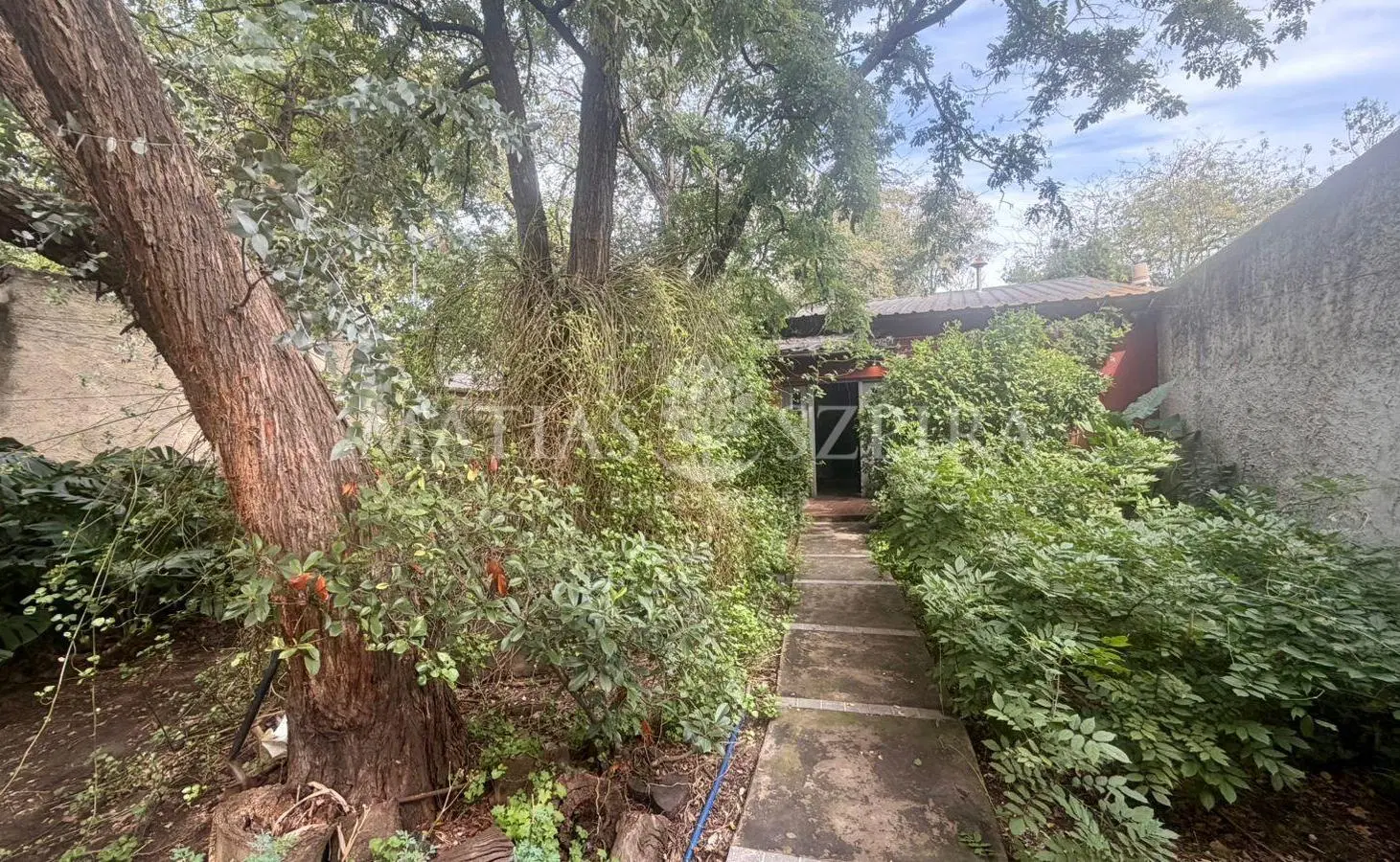 Terreno en Villa Gobernador Udaondo 3