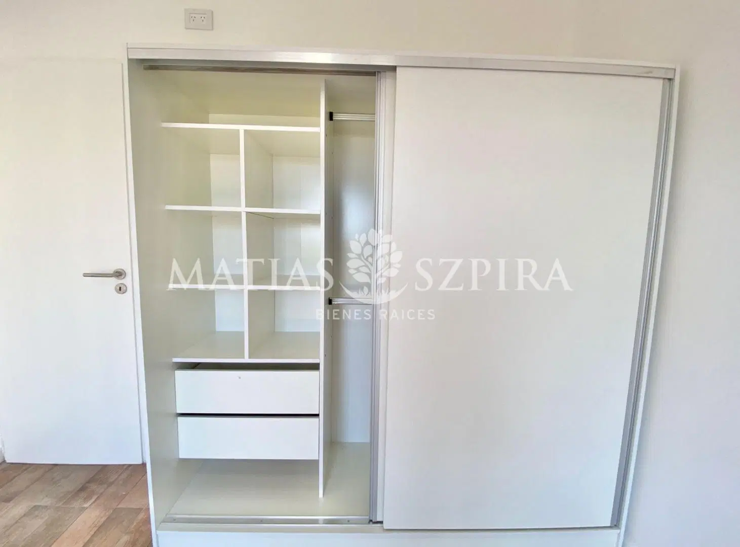 Departamento 2 ambientes a estrenar con pileta y parque - Moron 5