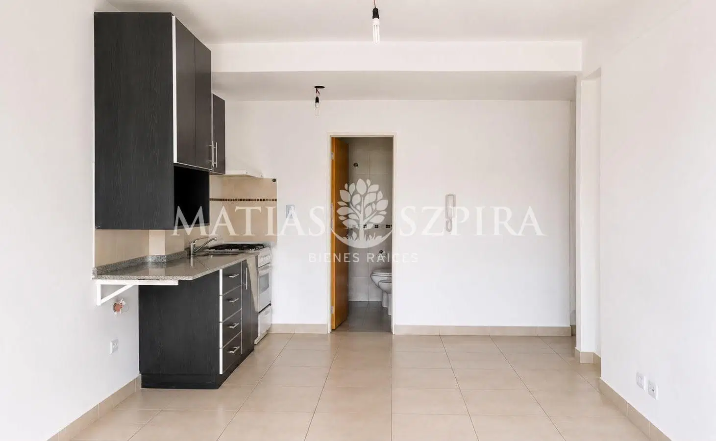 Departamento en Alquiler con Cochera 1