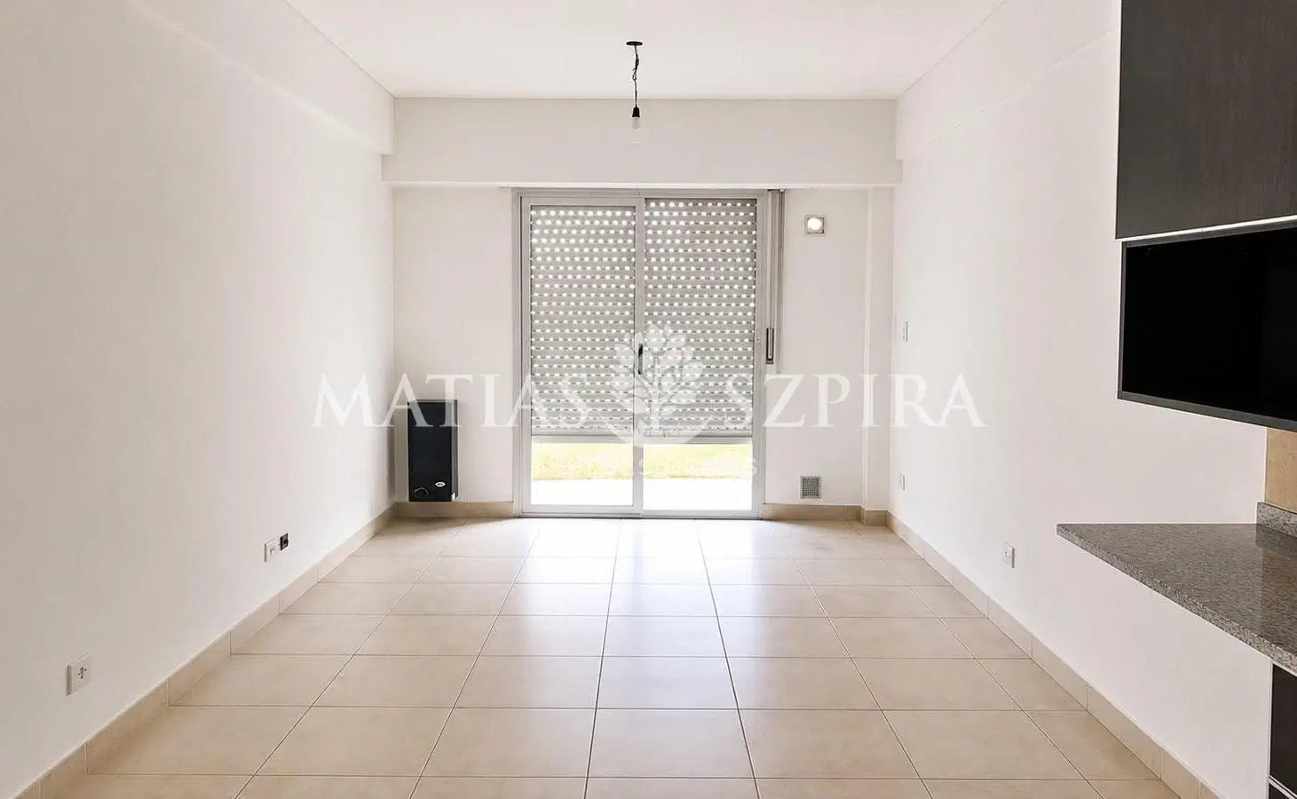 Departamento en Alquiler con Cochera 3